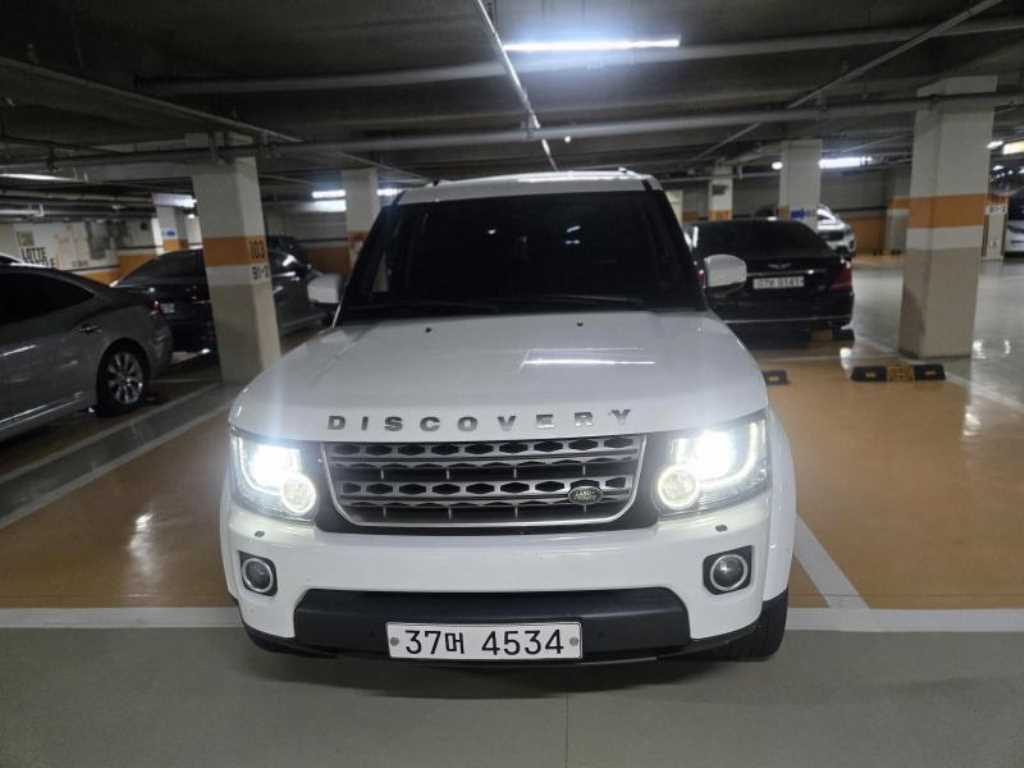 디스커버리4 3.0 SDV6 SE 2014년식