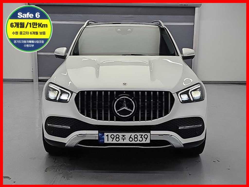 벤츠 GLE 클래스 GLE 300d 4MATIC 사진