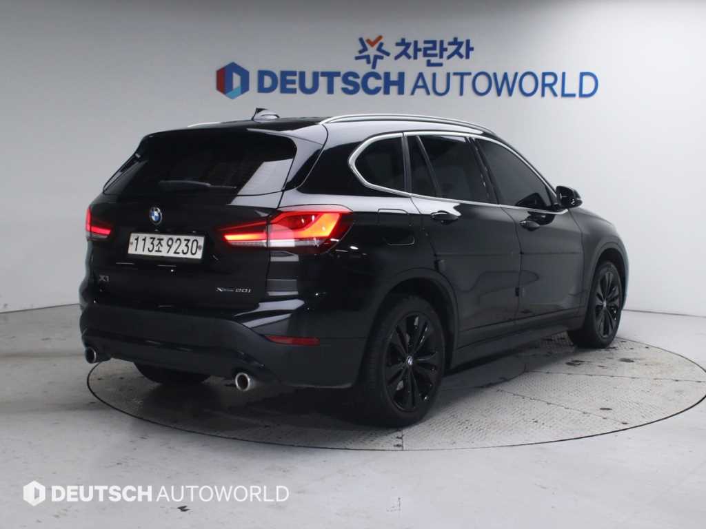 BMW X1 xDrive 20i 어드밴티지 사진 2/20