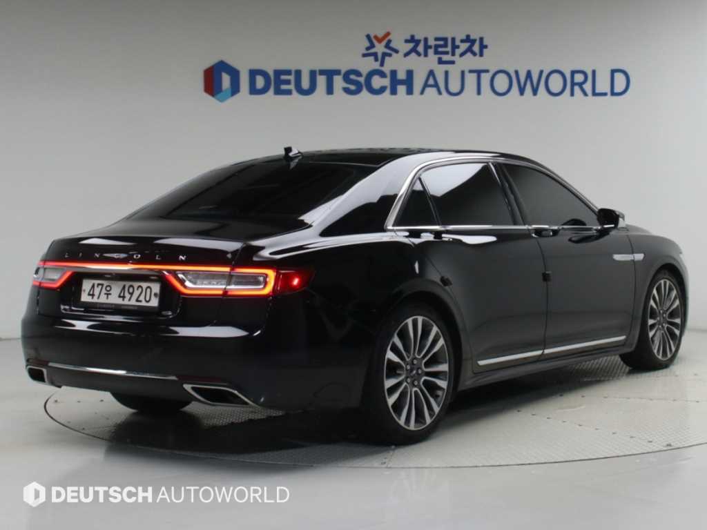 링컨 컨티넨탈 3.0 AWD 사진 2/20