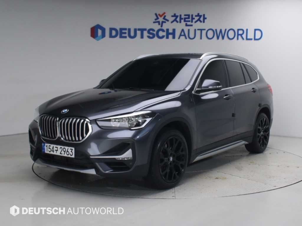 X1 (F48) xDrive 20i M 스포츠 2022년식