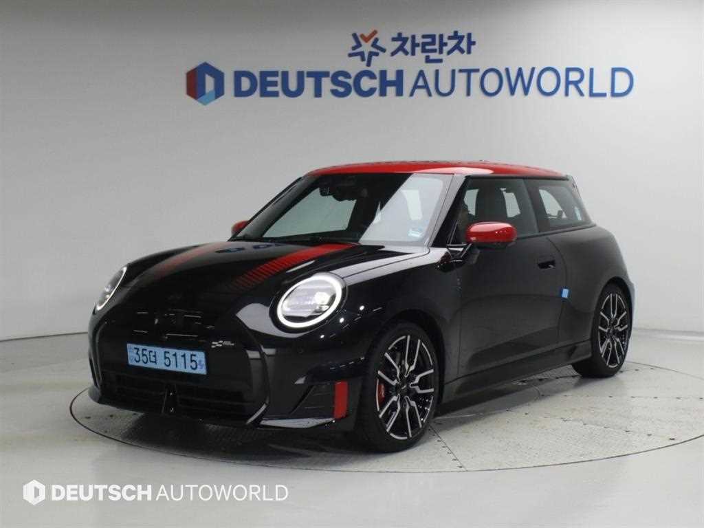 쿠퍼 일렉트릭 JCW 2025년식