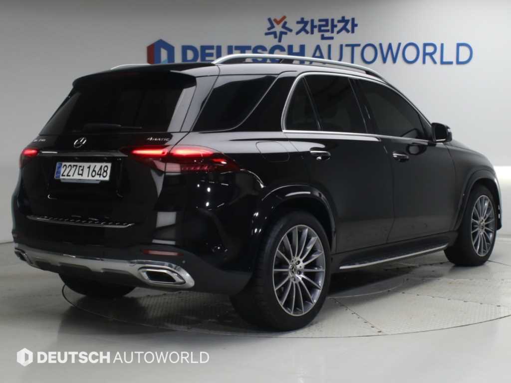 벤츠 GLE 클래스 GLE 450 4MATIC 사진 2/20