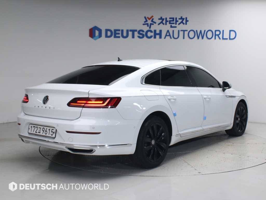 폭스바겐 아테온 2.0 TDI 엘레강스 프레스티지 사진 2/20