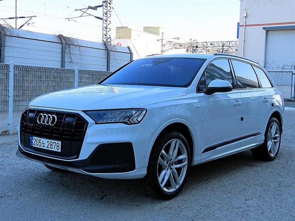 아우디 Q7 45 TDI 콰트로 프리미엄 사진 2/20