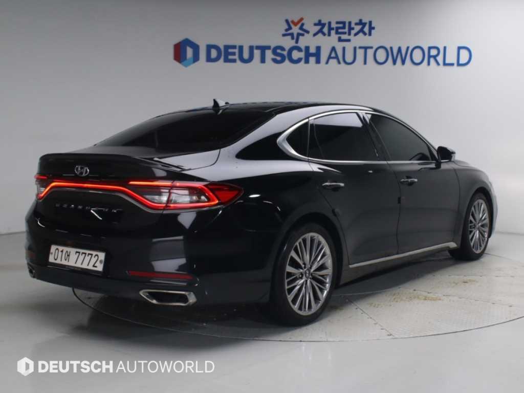현대 그랜저 2.4 GDI 프리미엄 스페셜 사진 2/19