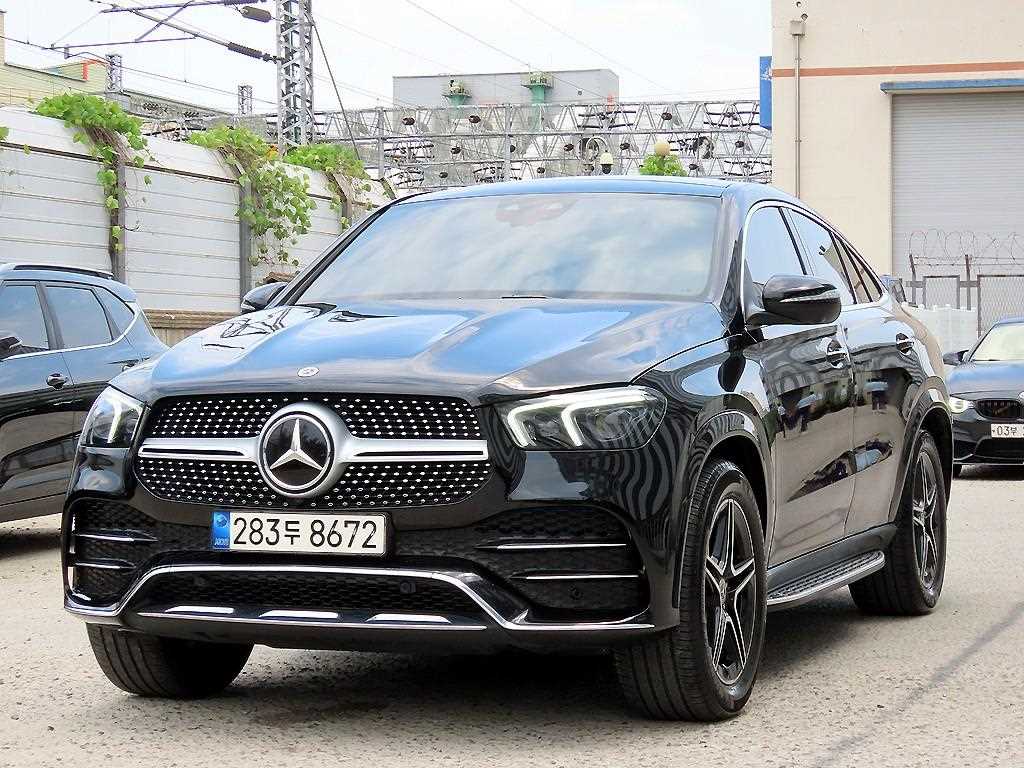 벤츠 GLE 클래스 GLE 400d 4MATIC 쿠페 사진 2/20