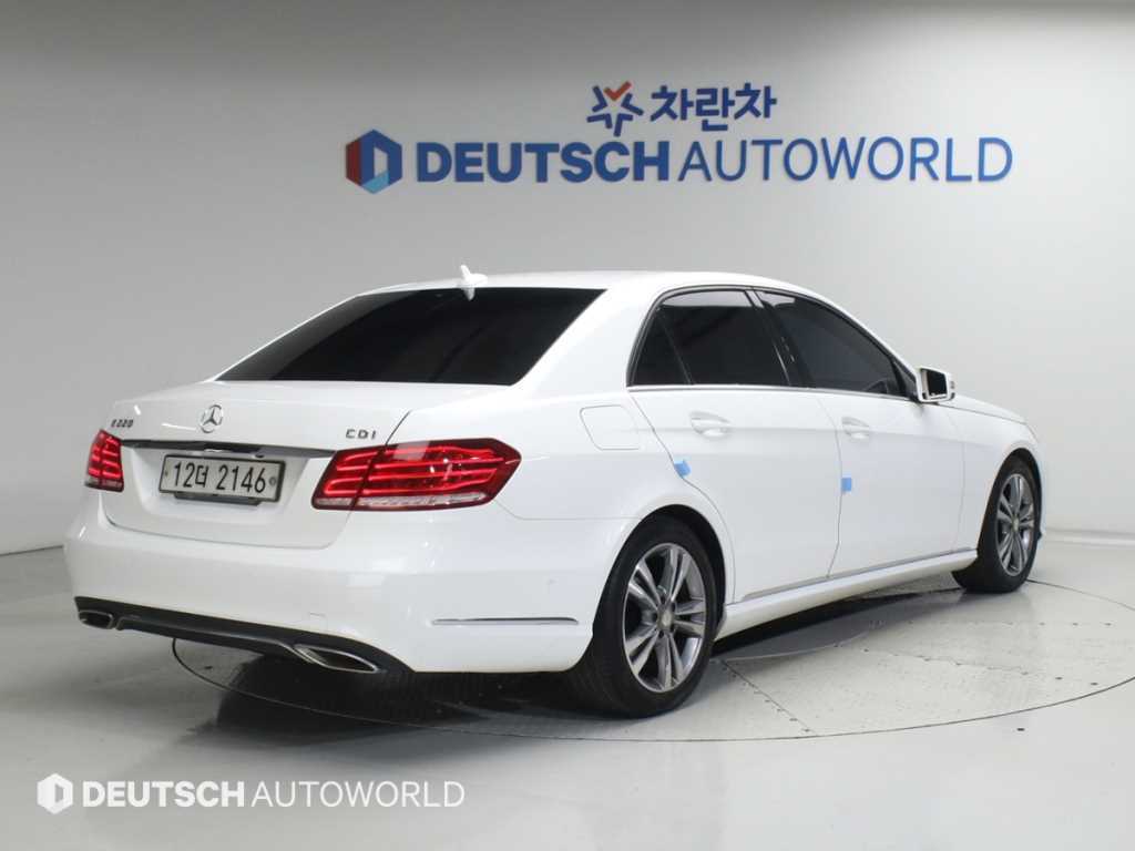 벤츠 E 클래스 E220 CDI 아방가르드 사진 2/20