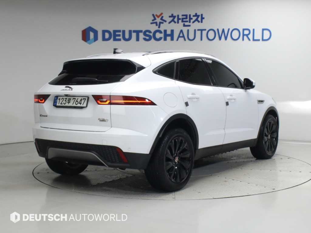 재규어 E-PACE D180 S 사진 2/20