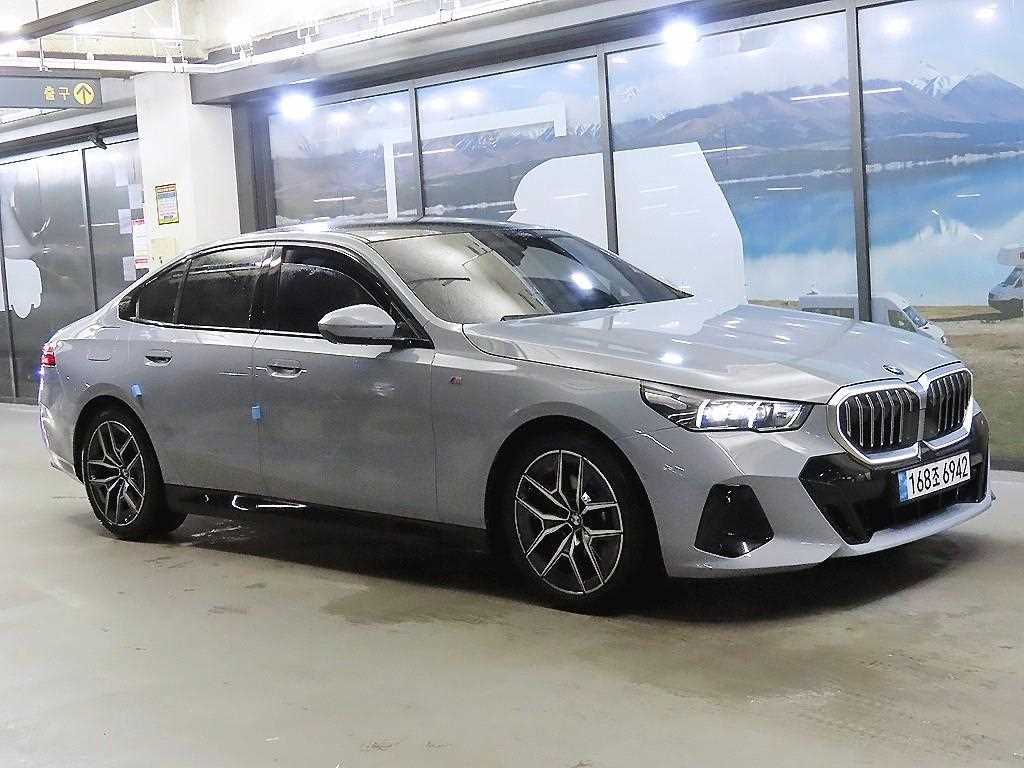 5시리즈 (G60) 523d xDrive M 스포츠 2024년식