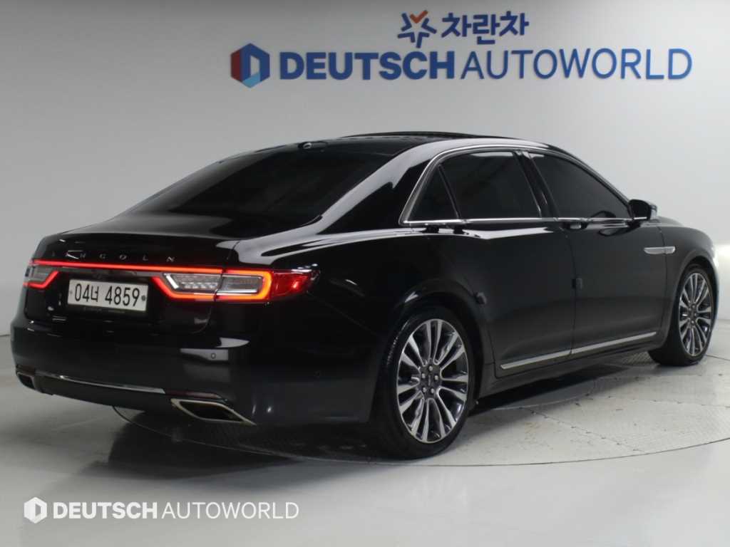 링컨 컨티넨탈 3.0 AWD 리저브 사진 2/20