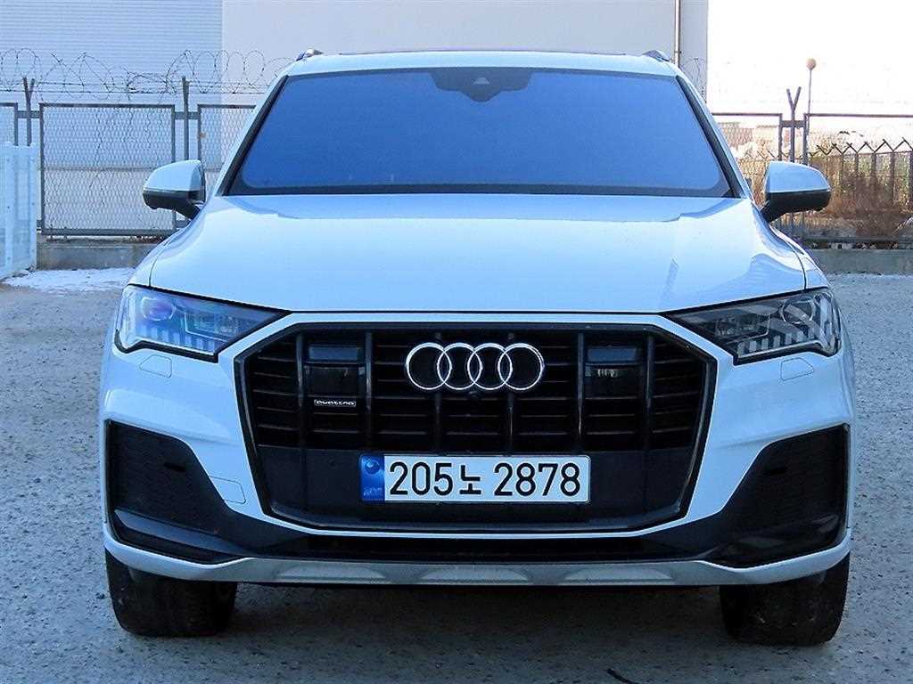 Q7 (4M) 45 TDI 콰트로 프리미엄 2023년식