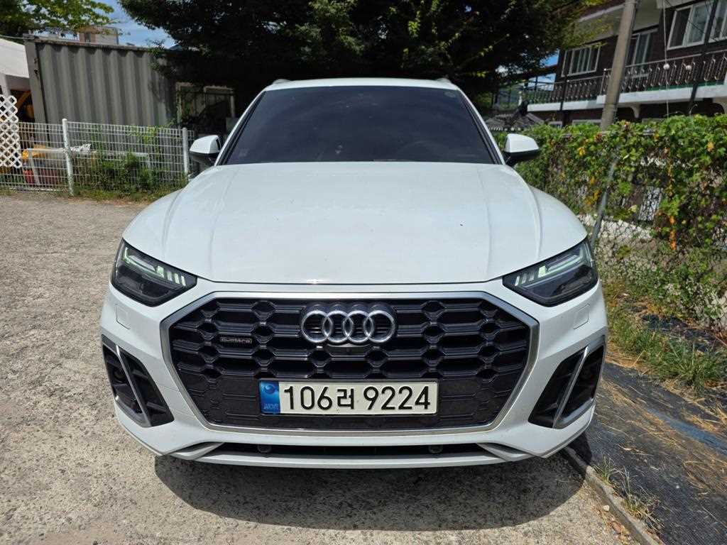 Q5 (FY) 40 TDI 콰트로 프리미엄 2021년식