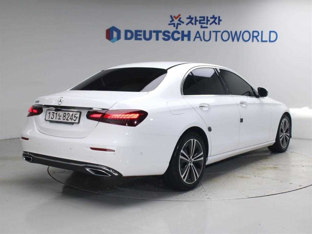 벤츠 E 클래스 E250 아방가르드 사진 2/20