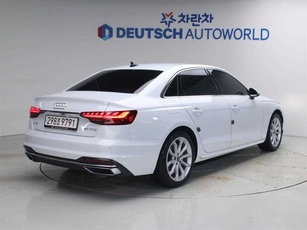 아우디 A4 40 TFSI 사진 2/20