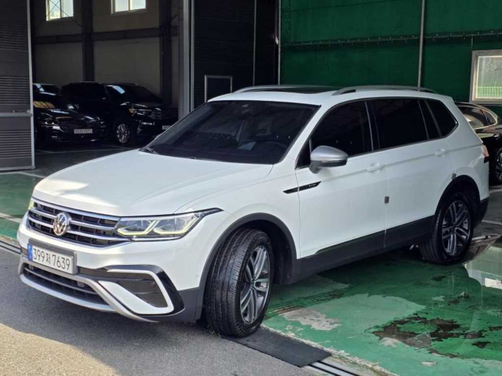 티구안 올스페이스 2.0 TSI 프레스티지 2023년식