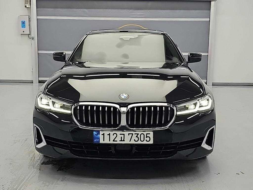 BMW 5시리즈 523d 럭셔리 사진 2/20