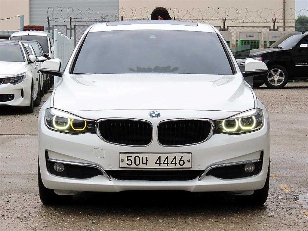BMW 그란투리스모 GT 320D xDrive 사진 2/20