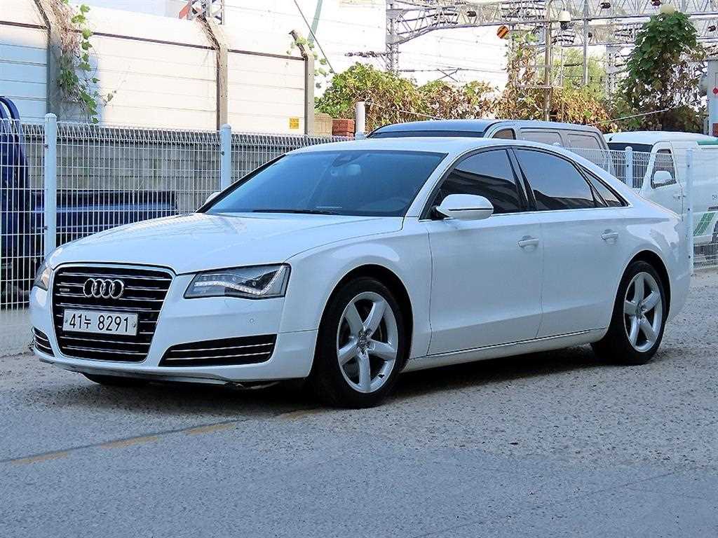 뉴A8 4.2 FSI 콰트로 2011년식