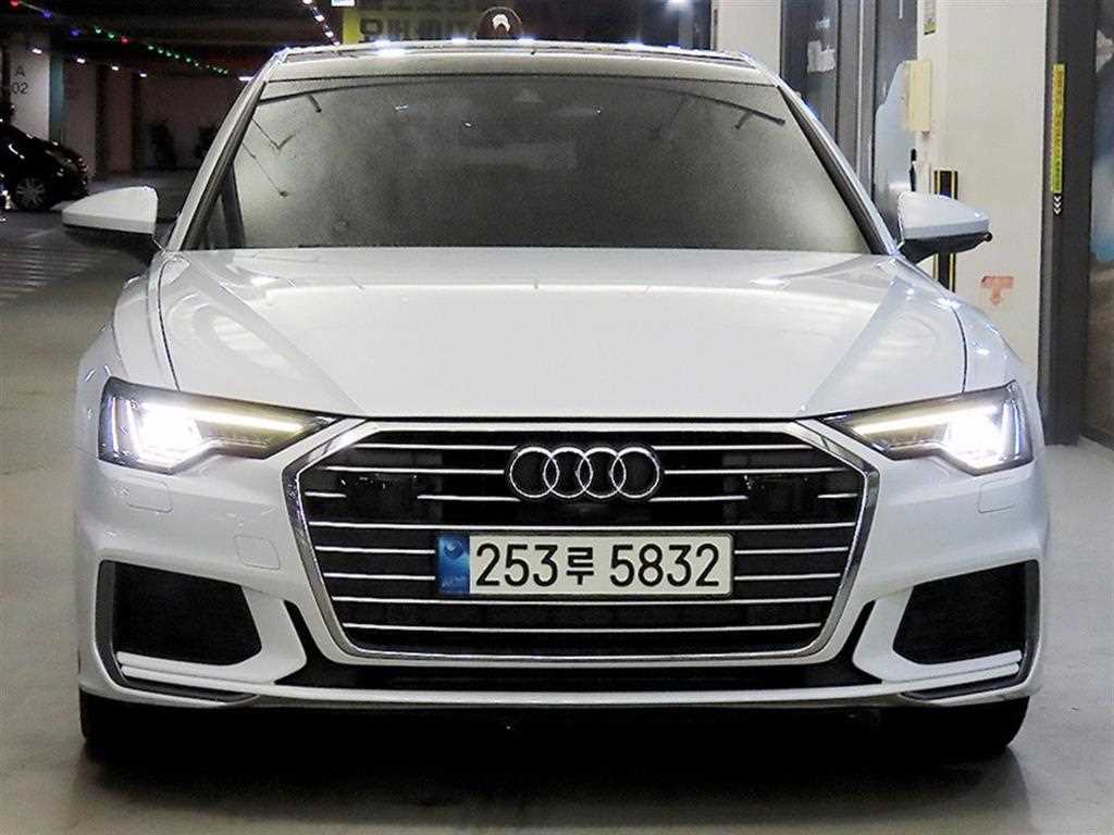 아우디 A6 45 TFSI 프리미엄 사진 2/20