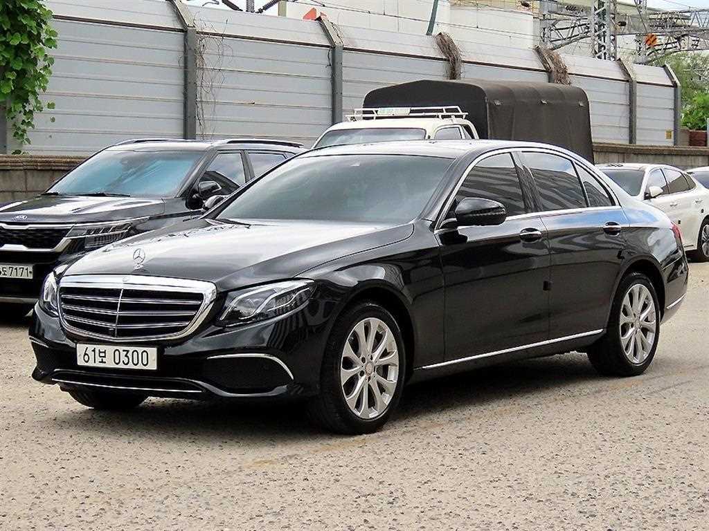 E-클래스 W213 E300 아방가르드 2017년식