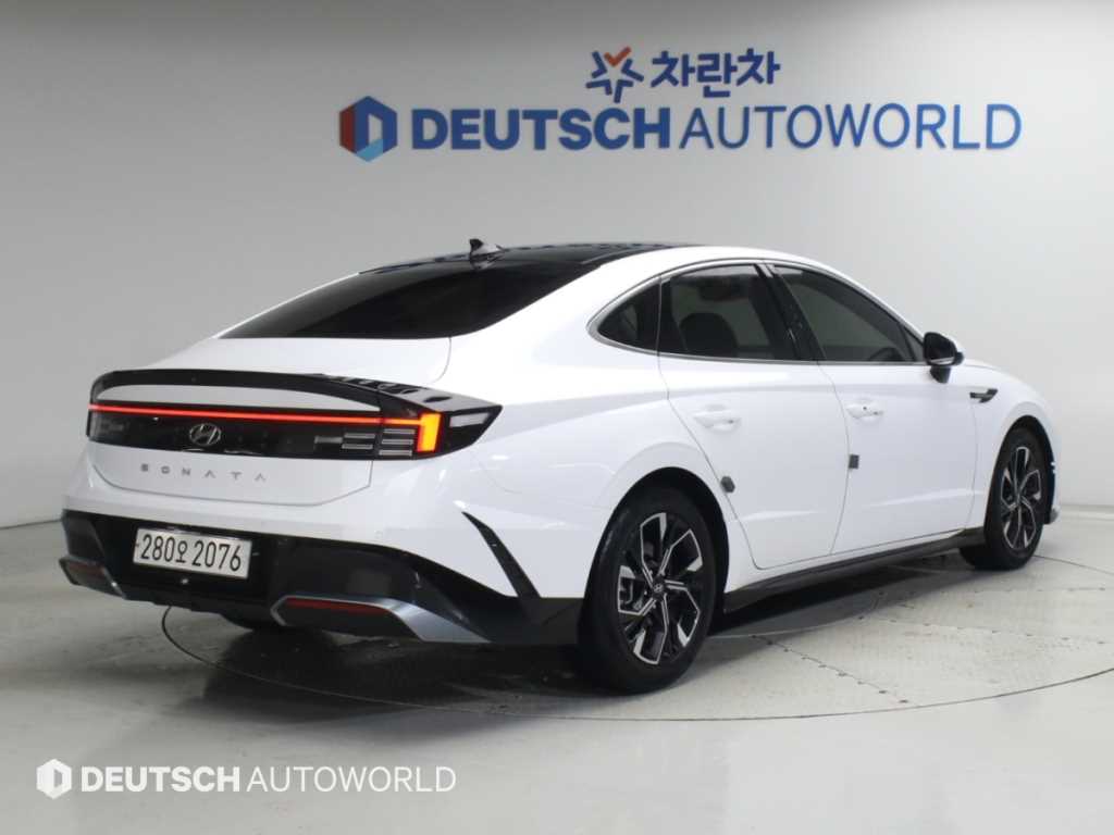 현대 쏘나타 가솔린 2.0 익스클루시브 사진 2/20