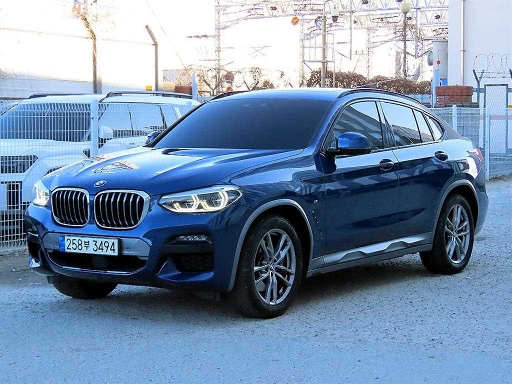BMW X4 xDrive 20i M 스포츠 X 사진 2/20