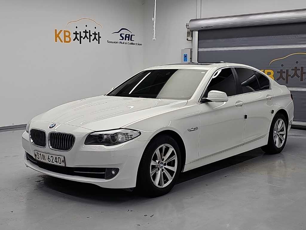 BMW 5시리즈 520d 사진 2/19
