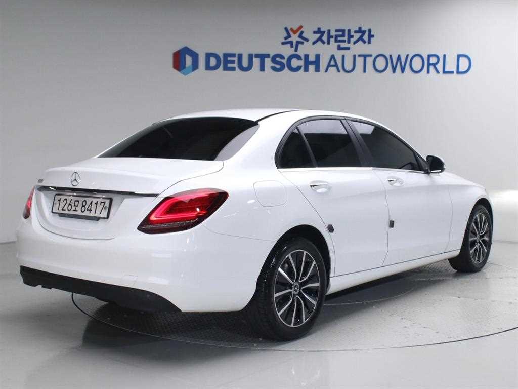 벤츠 C 클래스 C200 아방가르드 사진 2/20