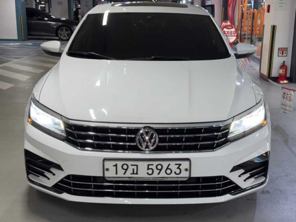 더 뉴 파사트 2.0 TSI 2018년식