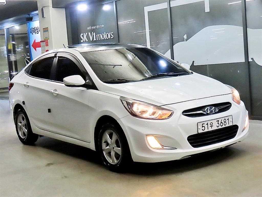엑센트신형 1.4VVT 프리미어 2012년식