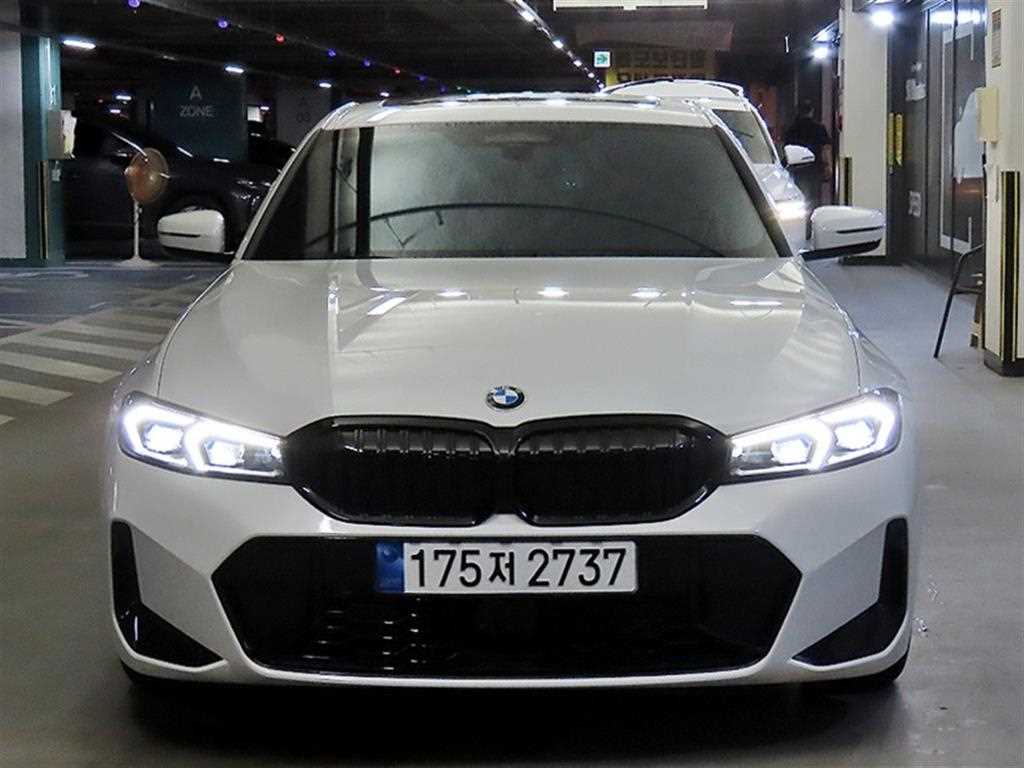 BMW 3시리즈 320i M 스포츠 사진 2/20