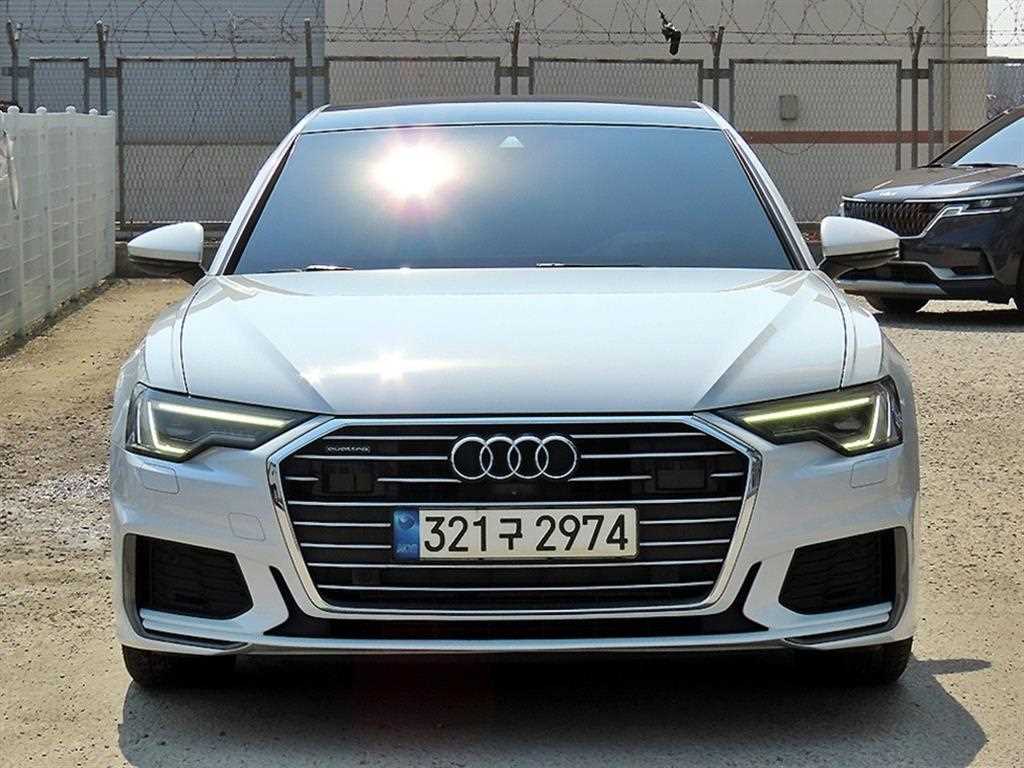 아우디 A6 45 TFSI 콰트로 프리미엄 사진