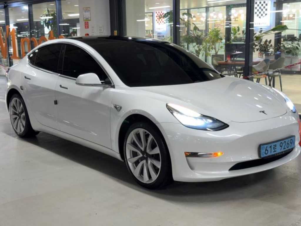 모델 3 롱 레인지 2020년식