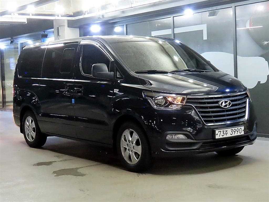 더 뉴 그랜드 스타렉스 2WD 웨건 12인승 모던 2020년식
