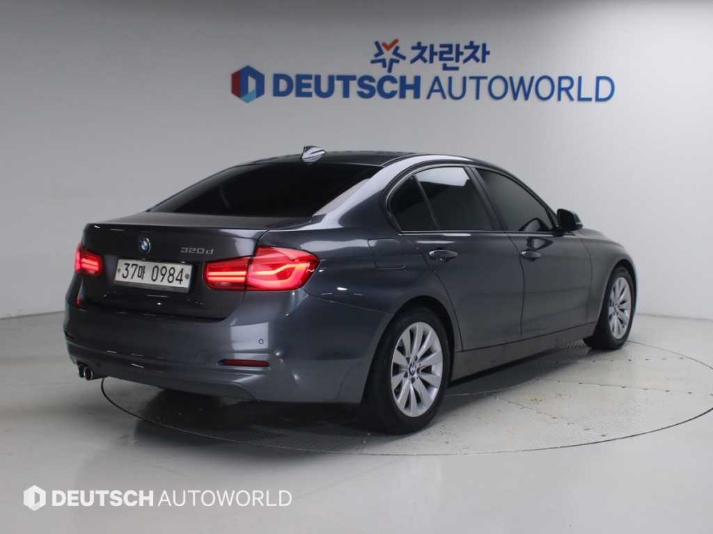 BMW 3시리즈 320d 사진 2/20