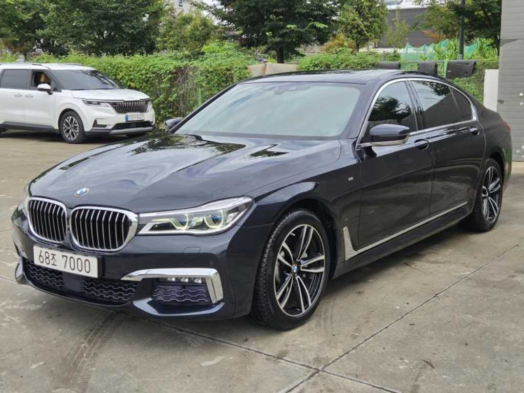 BMW 7시리즈 730Ld xDrive M 스포츠 사진 2/20
