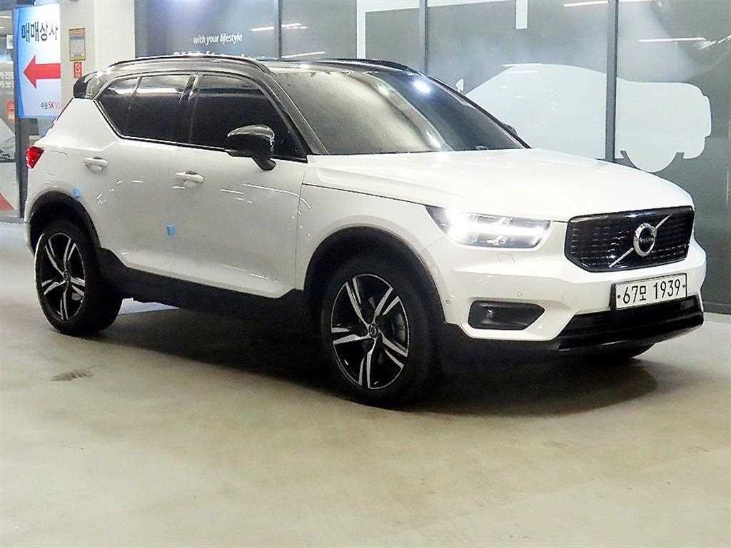 XC40 T4 4WD R-디자인 2019년식