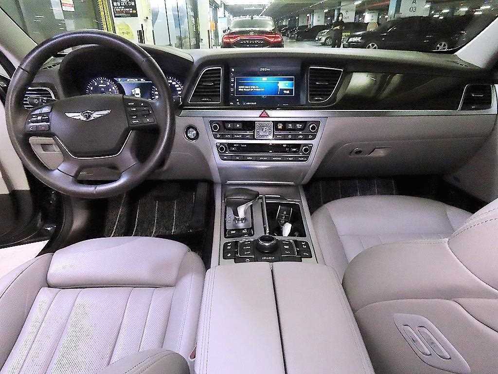 제네시스 G80 3.3 GDI AWD 프레스티지 사진 2/19