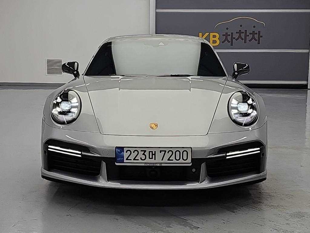 포르쉐 911 터보 S 사진 2/18