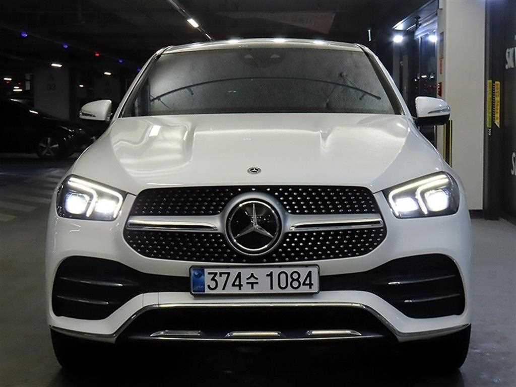 벤츠 GLE 클래스 GLE 400d 4MATIC 쿠페 사진 2/20