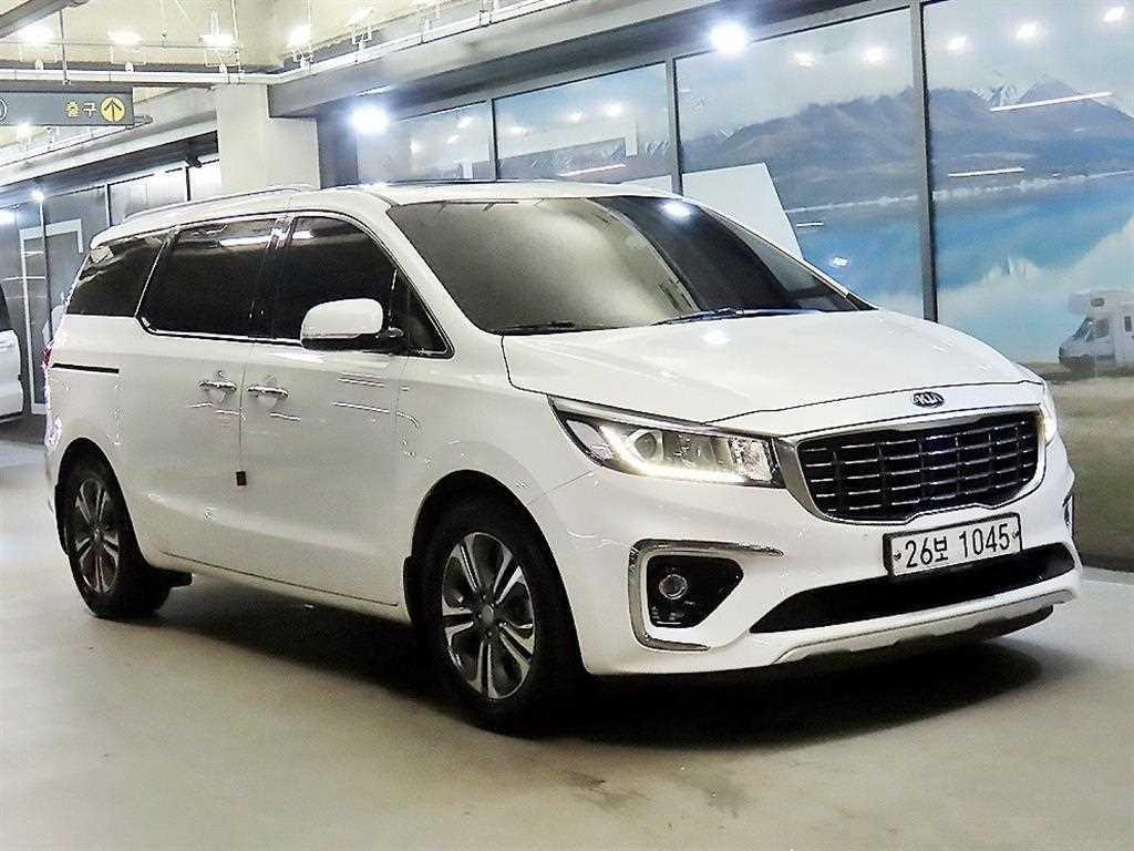 더 뉴 카니발 디젤 9인승 럭셔리 2019년식