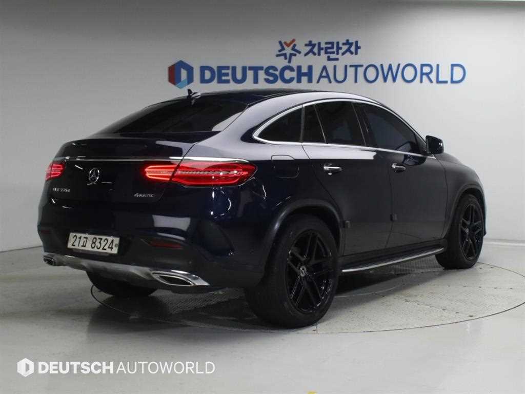 벤츠 GLE 클래스 GLE 350 d 4MATIC 쿠페 사진 2/20
