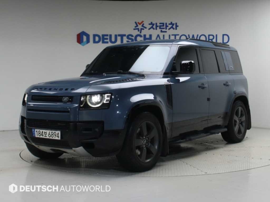 디펜더 (L663) 110 P300 X-Dynamic SE 2022년식