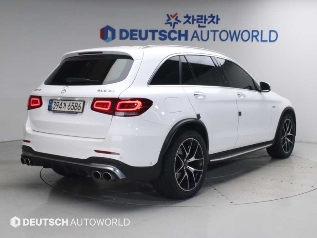 벤츠 GLC 클래스 AMG GLC 43 4MATIC 사진 2/20