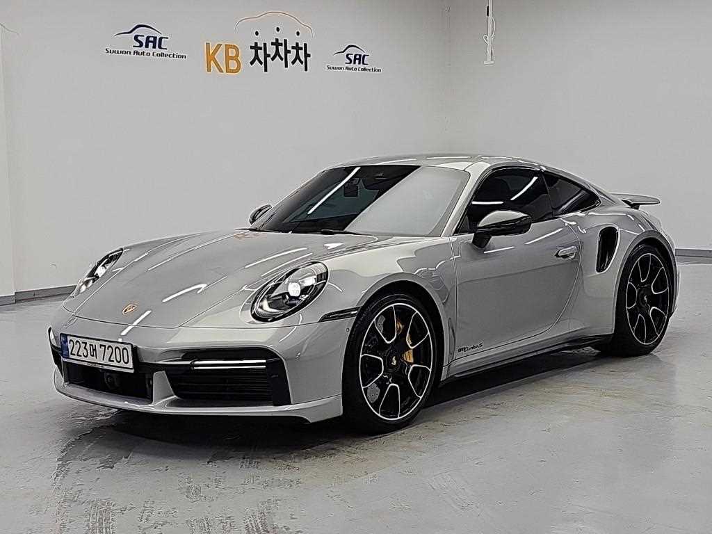 911(992) 터보 S 2022년식