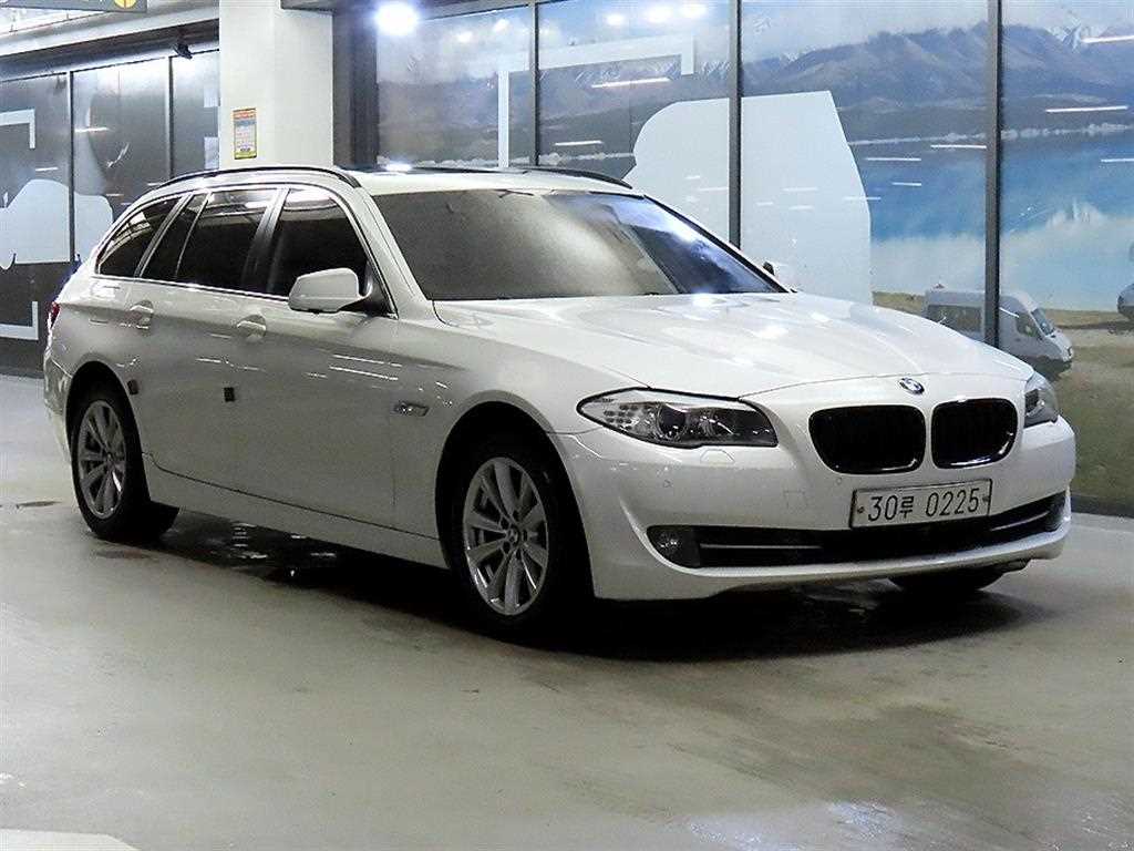5시리즈 (F10) 525d xDrive 투어링 2013년식