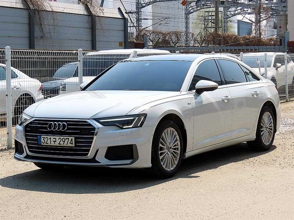 아우디 A6 45 TFSI 콰트로 프리미엄 사진 2/20