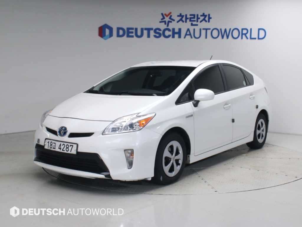 프리우스 1.8 E 2013년식