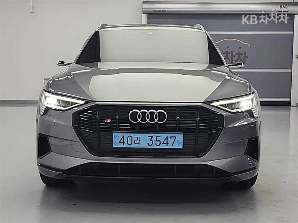 아우디 e-트론 55 콰트로 사진 2/19